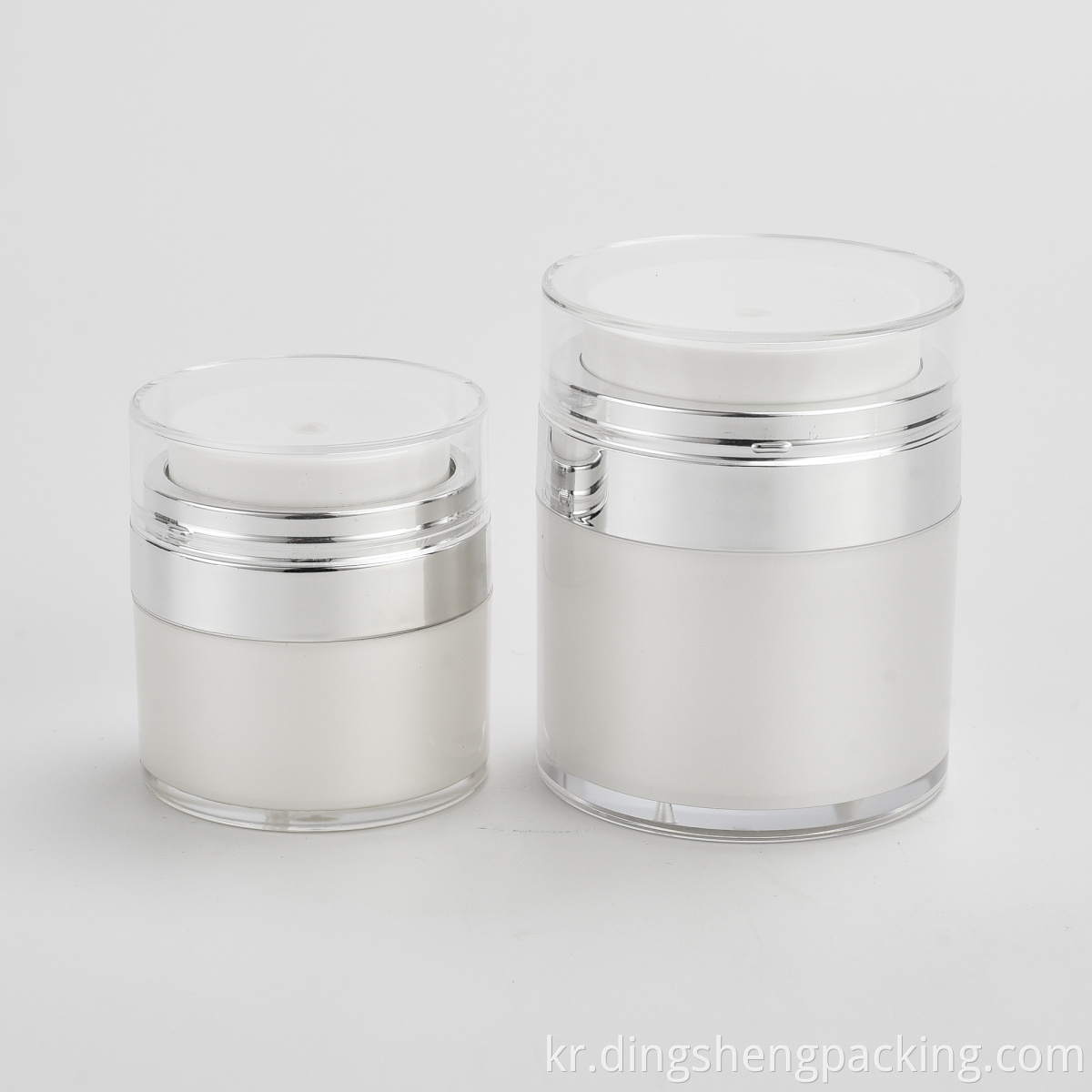 New design 15ml airless jar silver airless cosmetic jars 30ml 50ml white pump lotion containers